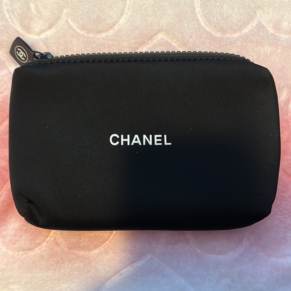 LAST ONE! Authentic Luxury CHANEL Makeup Bag — Super cute in black. - Picture 2 of 8
